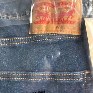 NWOT Levi’s 505
